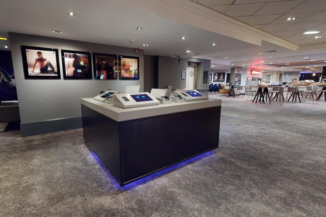 Village Hotel Newcastle Holystone  Ngoại thất bức ảnh