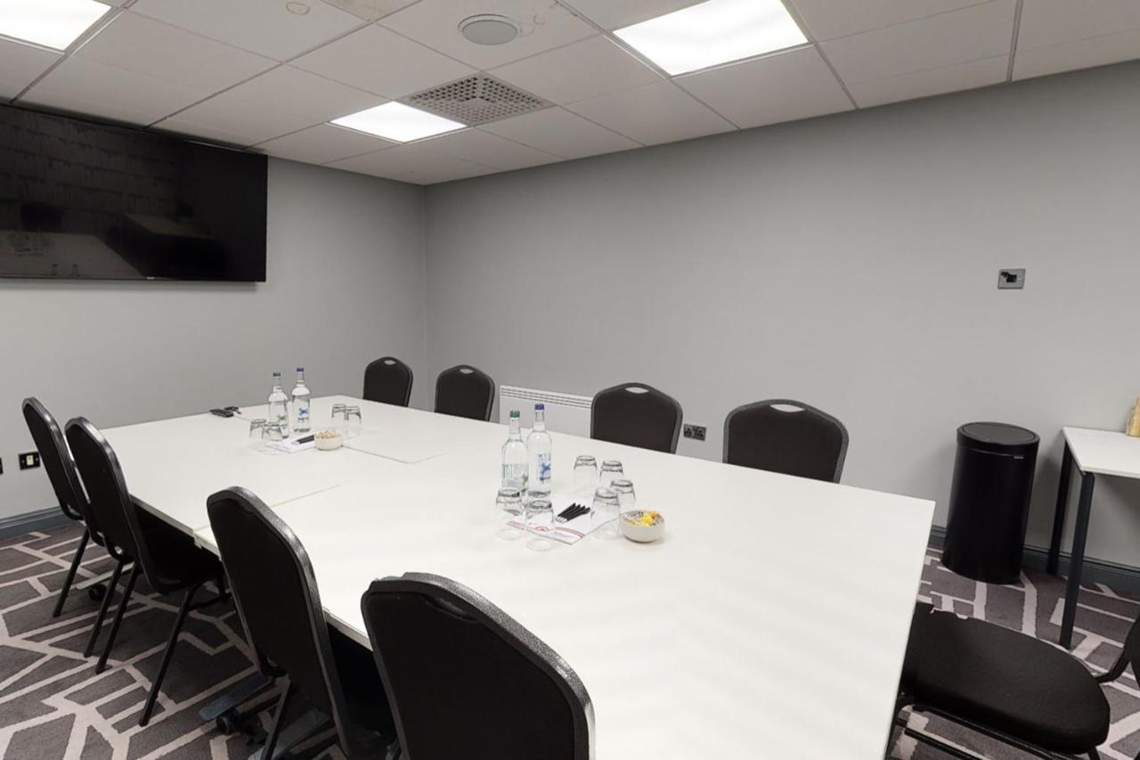 Village Hotel Newcastle Holystone  Ngoại thất bức ảnh