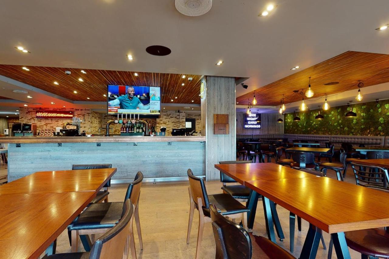 Village Hotel Newcastle Holystone  Ngoại thất bức ảnh