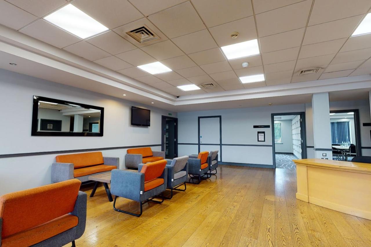 Village Hotel Newcastle Holystone  Ngoại thất bức ảnh