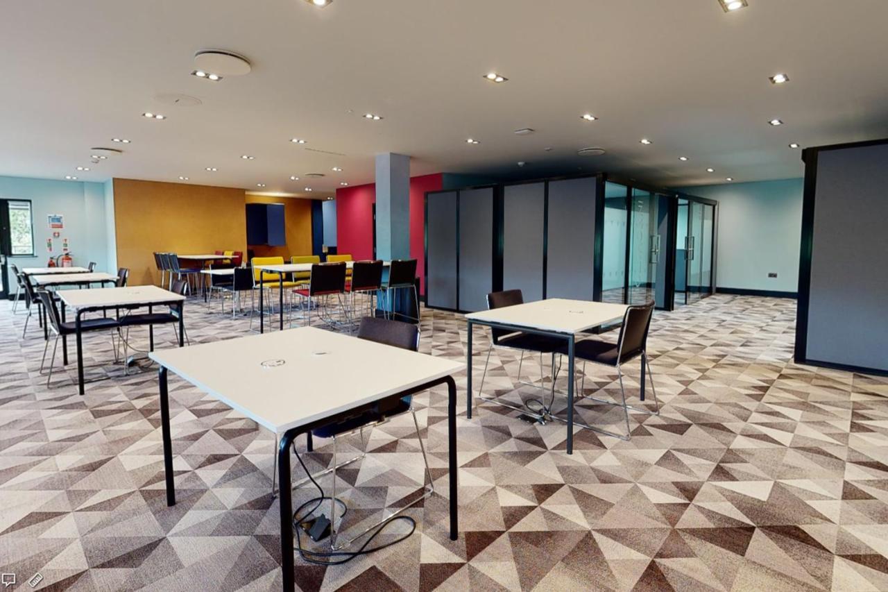 Village Hotel Newcastle Holystone  Ngoại thất bức ảnh