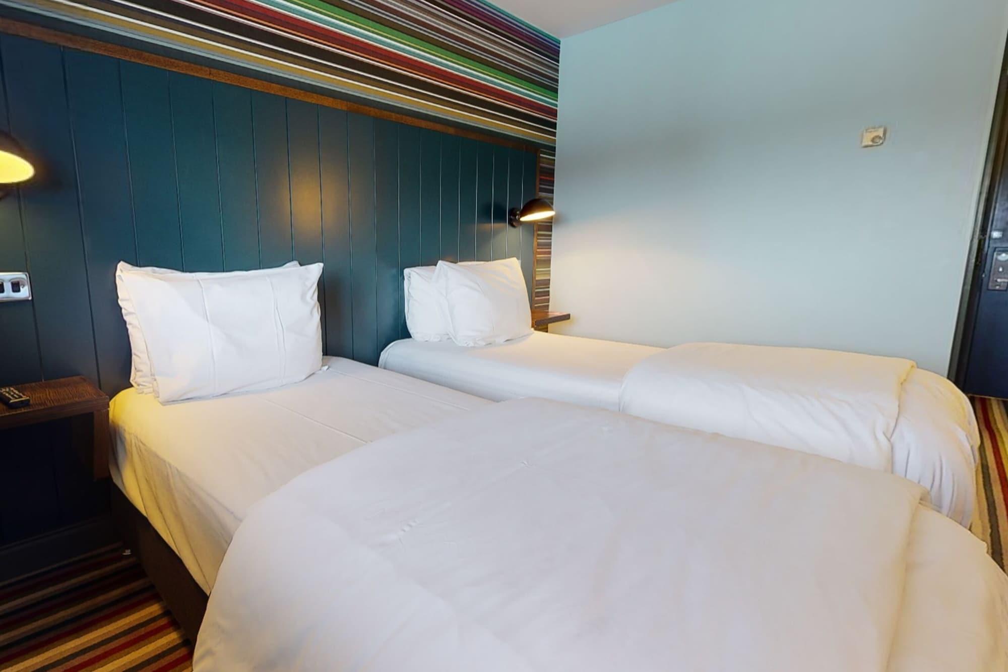 Village Hotel Newcastle Holystone  Ngoại thất bức ảnh