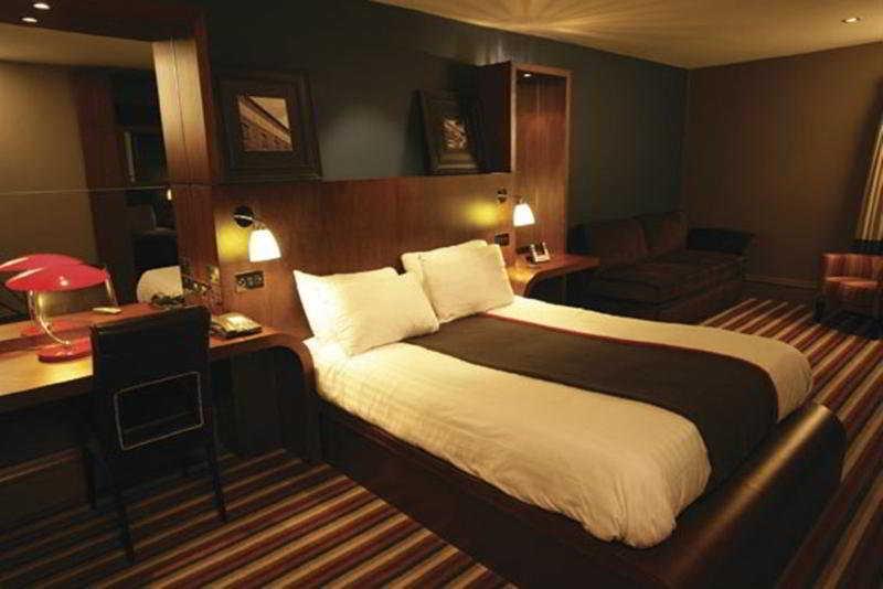 Village Hotel Newcastle Holystone  Phòng bức ảnh